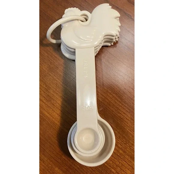 Paula Deen Vintage Measuring Spoons Rooster Chicken Set - Picture 3 of 4